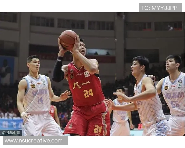 南京街舞队区域防守战术解析与实战应用探讨